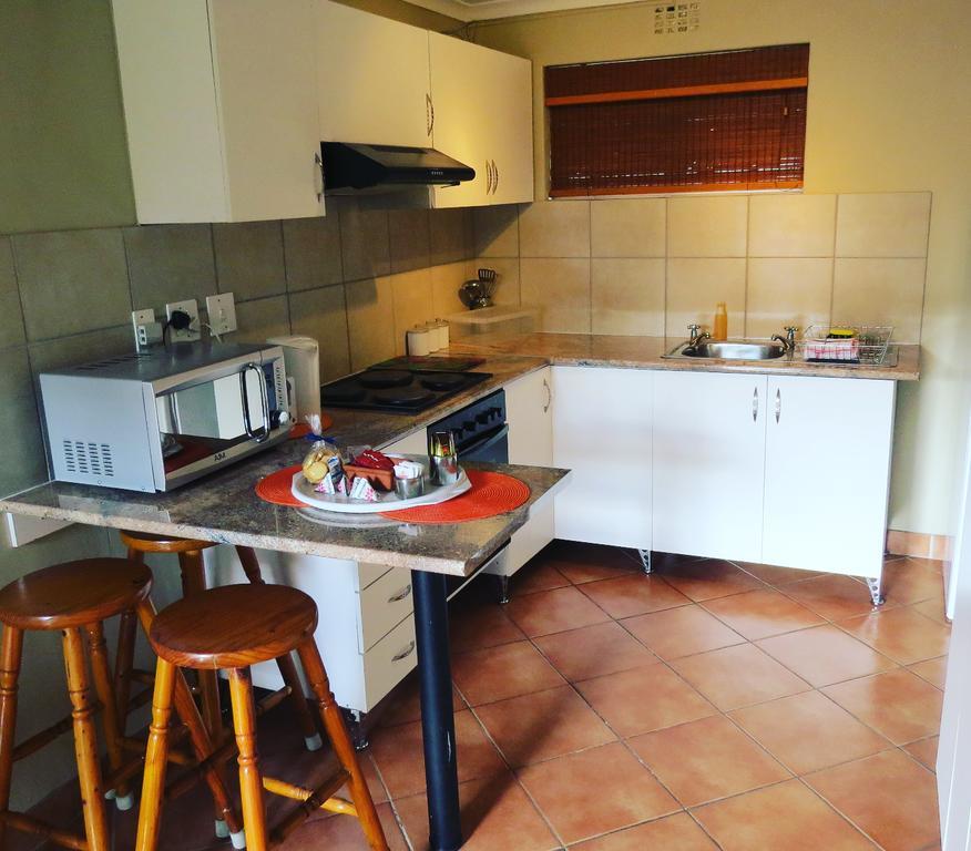 Smithland Guest Apartments Cape Town Bellville Eksteriør billede