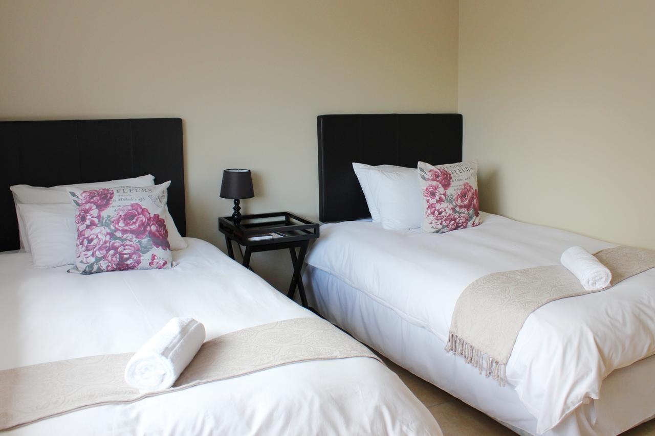 Smithland Guest Apartments Cape Town Bellville Eksteriør billede